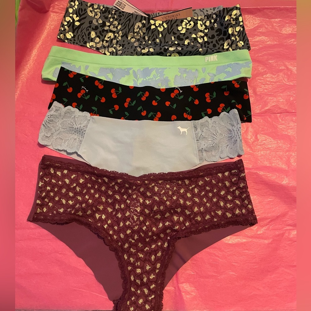 Brand new with tags PINK Victoria’s Secret Underwear Bundle of 5